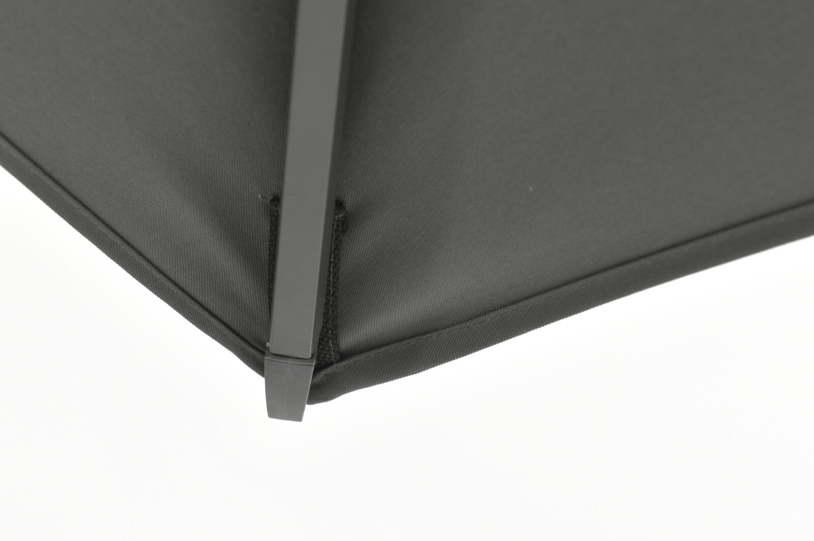 Hawaii parasol 300x300 - carbon black/ donker grijs 50104SP detail 7 5MB scaled